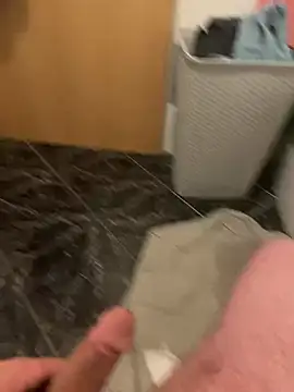 Snapshot of geilheit12 chatting on February 27, 2026, 1:06 am geilheit12 online show from February 27, 2026, 1:06 am