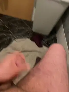 Snapshot of geilheit12 chatting on February 8, 2026, 5:54 pm geilheit12 online show from February 8, 2026, 5:54 pm