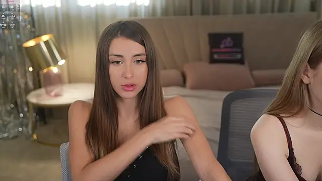 Snapshot of Luna_secretgirl chatting on November 28, 2025, 11:43 am Luna secretgirl online show from November 28, 2025, 11:43 am