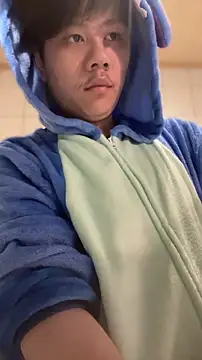 Kingpowerlittel online show from April 7, 2026, 6:54 pm