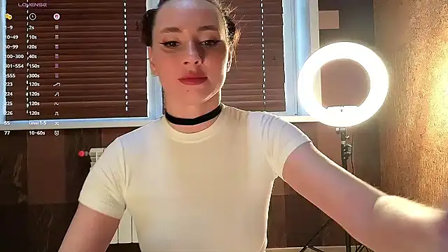 Snapshot of MaryOne__ chatting on March 1, 2026, 7:30 am MaryOne online show from March 1, 2026, 7:30 am