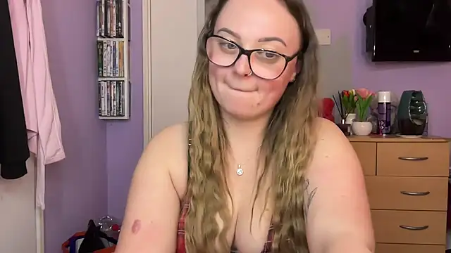 SexySashaxox online show from March 2, 2026, 9:00 pm