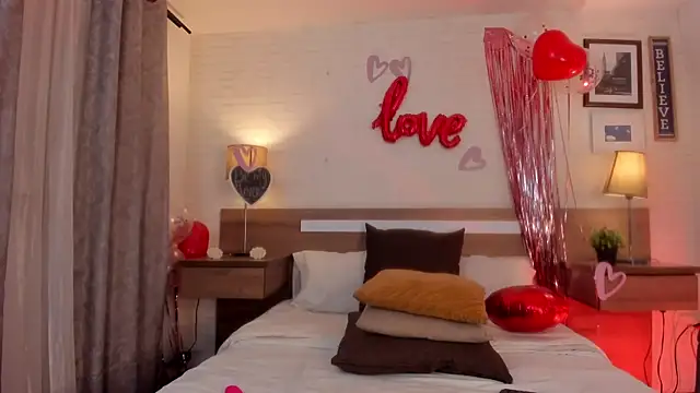 JenniferAuriston online show from February 15, 2026, 7:57 pm