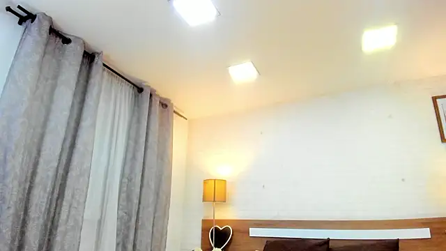 JenniferAuriston online show from March 12, 2026, 8:02 pm