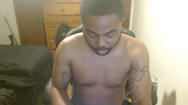 Snapshot of Breadwinnah chatting on October 10, 2025, 3:51 am Breadwinnah online show from October 10, 2025, 3:51 am