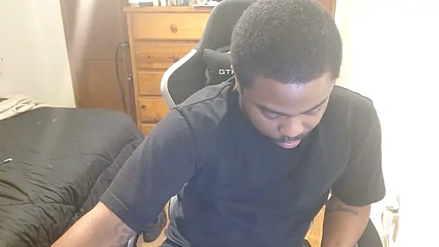 Snapshot of Breadwinnah chatting on November 26, 2025, 5:18 am Breadwinnah online show from November 26, 2025, 5:18 am