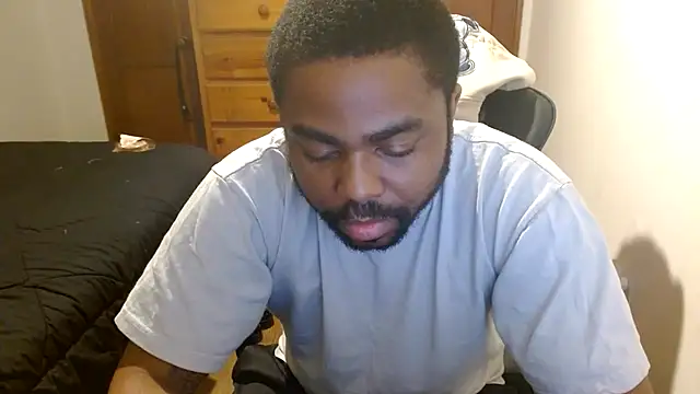 Snapshot of Breadwinnah chatting on November 5, 2025, 5:10 am Breadwinnah online show from November 5, 2025, 5:10 am