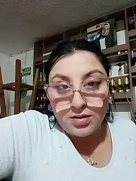 megan fox5 online show from December 3, 2025, 4:06 pm