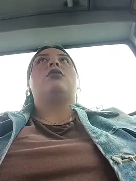 Snapshot of megan_fox5 chatting on December 1, 2025, 4:08 pm megan fox5 online show from December 1, 2025, 4:08 pm