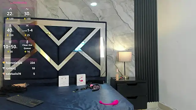 Snapshot of VioletRose_as chatting on October 10, 2025, 7:20 am VioletRose as online show from October 10, 2025, 7:20 am