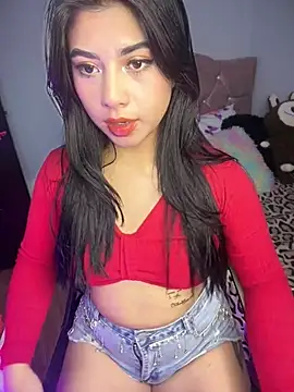 Snapshot of charlotte_queen1320 chatting on June 9, 2026, 2:45 am charlotte queen1320 online show from June 9, 2026, 2:45 am