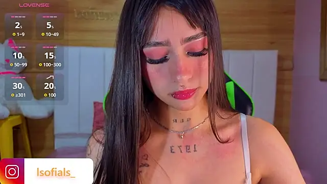 Snapshot of Abril_Velvet_a_ chatting on February 16, 2026, 12:48 pm Abril Velvet a online show from February 16, 2026, 12:48 pm