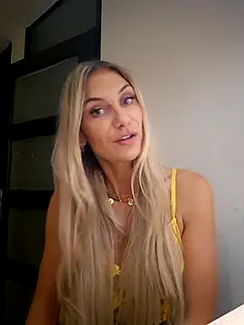 Melody1600 online show from October 6, 2025, 6:52 pm