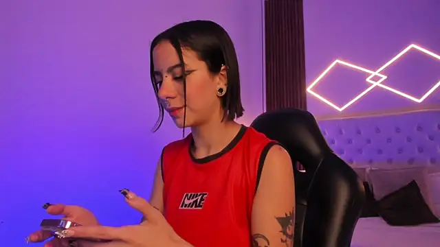 ZamabyCrucie online show from November 29, 2025, 3:50 am