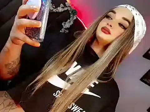 Snapshot of kattie_Sweet_ chatting on October 2, 2025, 10:57 pm kattie Sweet online show from October 2, 2025, 10:57 pm