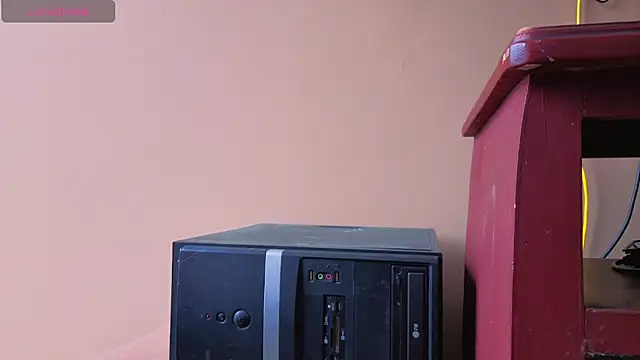 Snapshot of enormous_c0ckk chatting on October 23, 2025, 4:16 pm enormous c0ckk online show from October 23, 2025, 4:16 pm