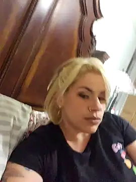 toomuchofafreak online show from October 4, 2025, 7:43 am