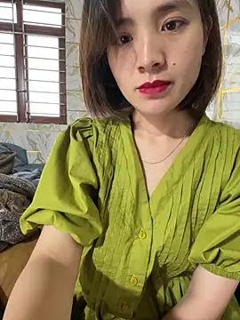 Lyzizi lovely09 online show from November 4, 2025, 1:20 am