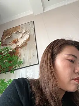 feifei 521 online show from October 19, 2025, 5:43 am