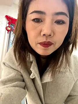 feifei 521 online show from November 5, 2025, 12:36 am