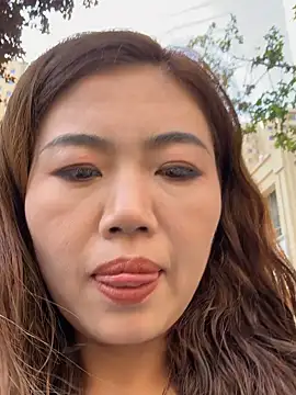 feifei 521 online show from September 14, 2025, 2:34 am