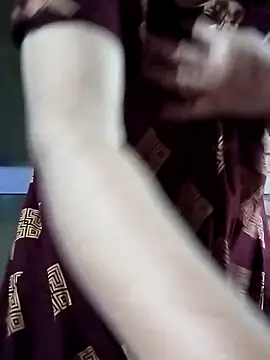 rani8008 online show from October 20, 2025, 6:04 am