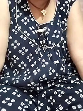 rani8008 online show from November 5, 2025, 7:11 am