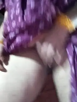 rani8008 online show from October 24, 2025, 5:50 am