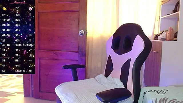 Snapshot of mya_blaze chatting on February 14, 2026, 1:33 pm mya blaze online show from February 14, 2026, 1:33 pm