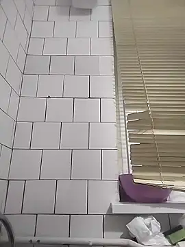 Funny Karina online show from October 23, 2025, 6:39 pm