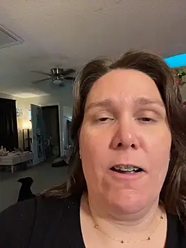 Princess  Kitty   online show from December 19, 2025, 10:23 pm