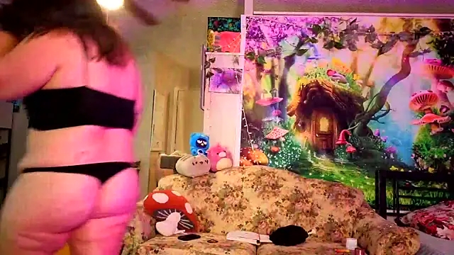 Princess  Kitty   online show from October 30, 2025, 9:11 pm