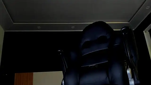 Snapshot of Damartinez27 chatting on November 26, 2025, 4:29 pm Damartinez27 online show from November 26, 2025, 4:29 pm