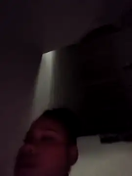 Snapshot of Mia-sensual chatting on October 25, 2025, 4:11 am Mia-sensual online show from October 25, 2025, 4:11 am