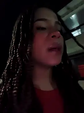 Snapshot of Mia-sensual chatting on October 14, 2025, 4:35 am Mia-sensual online show from October 14, 2025, 4:35 am