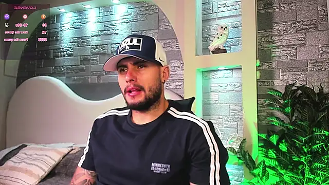 dominic de luca online show from November 4, 2025, 3:21 am