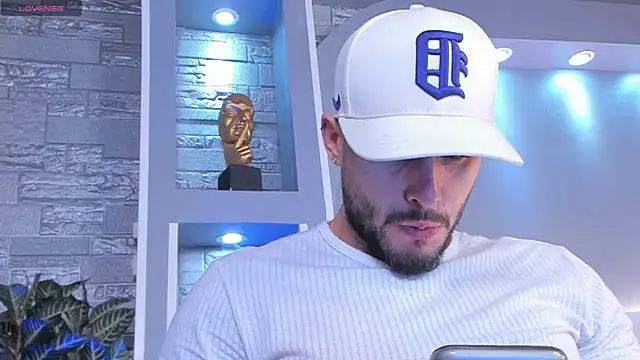 dominic de luca online show from April 15, 2026, 3:12 am