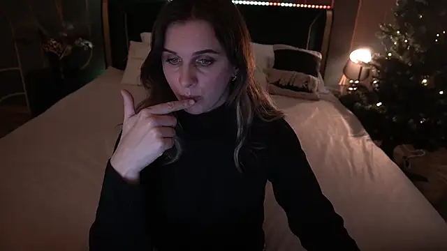 SofiSoft online show from December 21, 2025, 8:20 pm