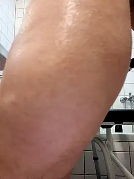 toywood online show from December 2, 2025, 5:53 am