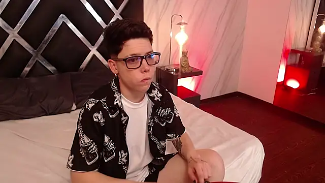 SpencerMontgomery online show from October 14, 2025, 8:09 pm