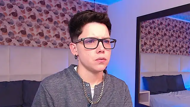 SpencerMontgomery online show from October 17, 2025, 7:59 pm