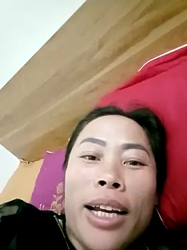 Snapshot of CoMay003 chatting on February 8, 2026, 10:13 am CoMay003 online show from February 8, 2026, 10:13 am