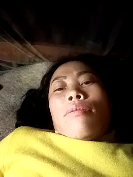 Snapshot of CoMay003 chatting on November 22, 2025, 11:58 pm CoMay003 online show from November 22, 2025, 11:58 pm