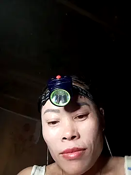 CoMay003 online show from December 16, 2025, 1:04 pm