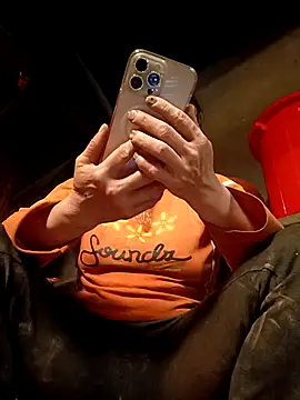 Snapshot of CoMay003 chatting on October 26, 2025, 5:52 am CoMay003 online show from October 26, 2025, 5:52 am