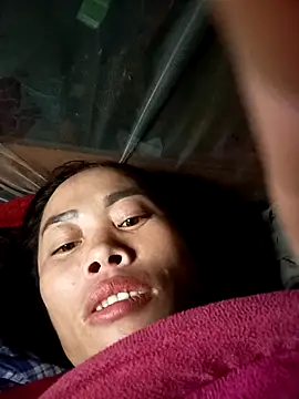 Snapshot of CoMay003 chatting on November 14, 2025, 12:20 pm CoMay003 online show from November 14, 2025, 12:20 pm