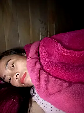 Snapshot of CoMay003 chatting on October 13, 2025, 9:59 pm CoMay003 online show from October 13, 2025, 9:59 pm