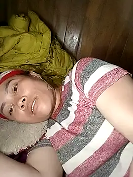 Snapshot of CoMay003 chatting on February 14, 2026, 9:09 am CoMay003 online show from February 14, 2026, 9:09 am