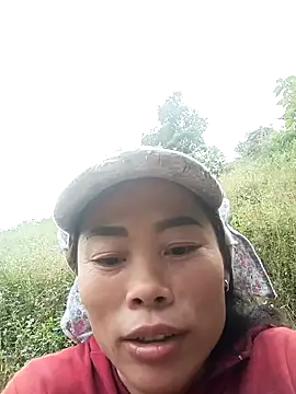 Snapshot of CoMay003 chatting on November 4, 2025, 7:45 am CoMay003 online show from November 4, 2025, 7:45 am