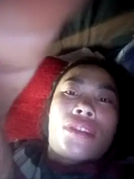 Snapshot of CoMay003 chatting on November 8, 2025, 2:04 am CoMay003 online show from November 8, 2025, 2:04 am